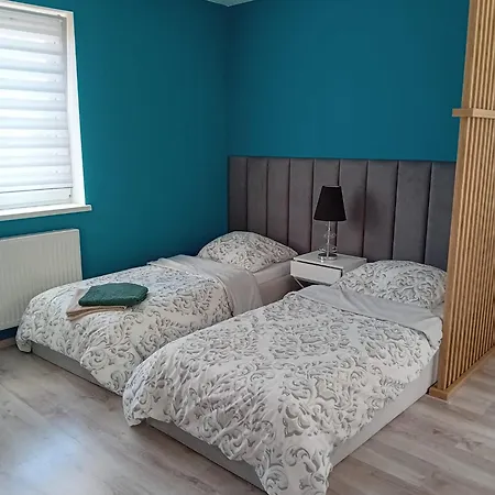 Z Lozem Malzenskim - Bezplatny Parking Apartment
